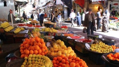 أسعار الفواكه في سوريا تحلق عاليا مع بداية طرح الإنتاج في الأسواق 