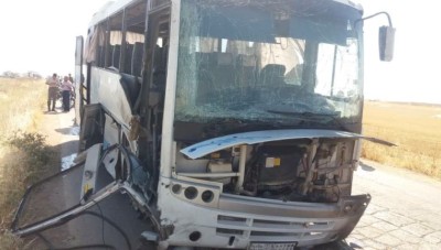 إصابة 19 شرطياً جراء استهداف حافلتهم بعبوة ناسفة في ريف اعزاز