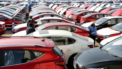 انهيار أسعار السيارات في لبنان