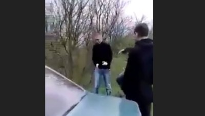 مسلمون شيشان ينتقمون من الروسي المعتدي على محجبة (فيديو)