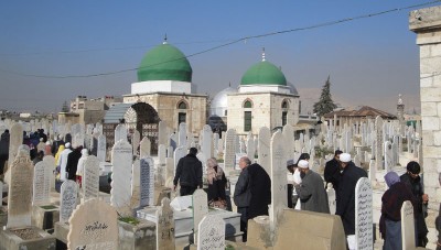 في دمشق قيمة القبر الدائم 10 ملايين وإيجار لخمس سنوات 3 مليون 