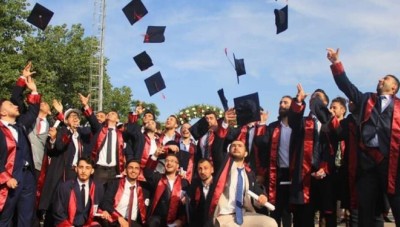 السوريون في الجامعات التركية*