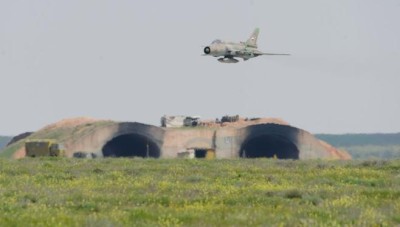 خوفا من ضربات إسرائيلية محتملة ..روسيا تنسحب من مطار التيفور في حمص 