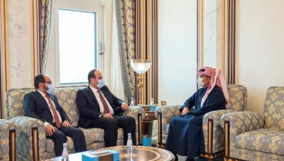وزير خارجية قطر يلتقي الدكتور نصر الحريري ورئيس الحكومة المؤقتة