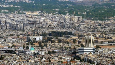 توتر أمني  في ريف دمشق على خلفية  خروج مظاهرات وانتشار كتابات مناوئة للأسد