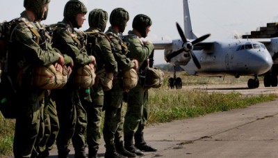 للإطلاع على جاهزية المطار...وصول 4 ضباط روس إلى مطار تدمر 