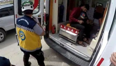 حادث سير يودي بحياة امرأتين وإصابة 9 أخرين غربي إدلب