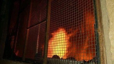 مجهولون يحرقون مبنى المجلس المحلي في بلدة السوسة بريف دير الزور