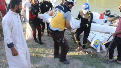 الدفاع المدني ينتشل جثة طفل غرق في نهر العاصي ويواصل البحث عن والده 
