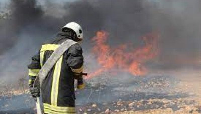 الدفاع المدني يسيطر على حريق ضخم بريف جسر الشغور