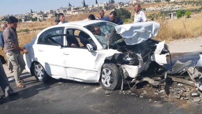 وفاة عائلة مكونة من 4 أفراد بحادث سير في حماه