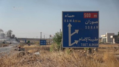 The response coordinators deny the exit of civilians and students from Tarnabah crossing in Idlib countryside