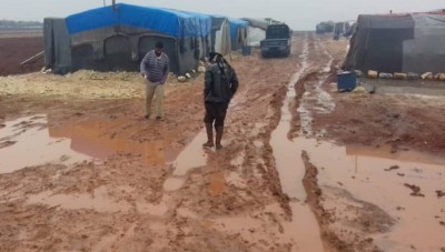 منسقو الاستجابة يطالب المجتمع الدولي بإيقاف معاناة النازحين في المخيمات