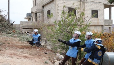 Civil Defense destroys an unexploded mortar shell in Idlib countryside