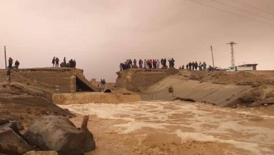 انهيار جسر يربط بين محافظتين في سوريا بسبب الأحوال الجوية