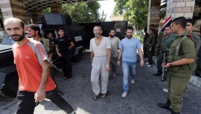طلاس في تعليق على مرسوم العفو : قوات الأسد قتلت آلاف المعتقلين في السجون 