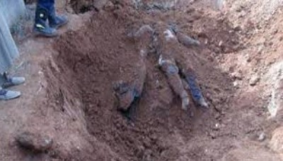 تضم ثلاثين جثة مجهولة الهوية  ...قوات النظام تعثر على مقبرة جماعية في ريف الرقة 