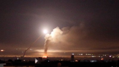 قصف إسرائيلي يستهدف مواقع لميليشيات إيران بمحيط العاصمة دمشق ومطار دمشق الدولي