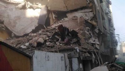 وفاة أربعة أشخاص بينهم طفل اثر انهيار سقف مبني في جوبر بريف دمشق 