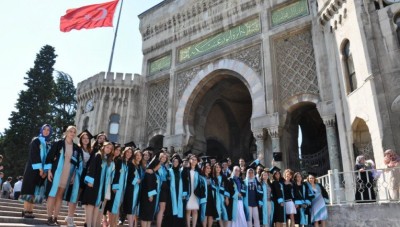 جامعة اسطنبول تفتح باب الاستكمال للطلاب الأجانب