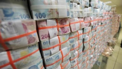 تركيا: انخفاض الدولار الأمريكي نحو 6 في المئة مقابل الليرة
