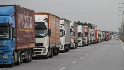 الأمم المتحدة ترسل 90 شاحنة مساعدات إلى إدلب 