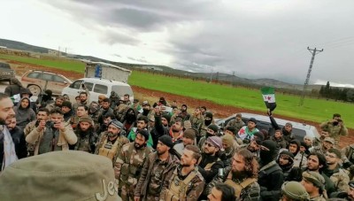 وصول المئات من مقاتلي الجيش الوطني السوري  إلى جبهتي ريف ادلب الجنوبي الشرقي وريف حلب الغربي لصد حملة النظام  