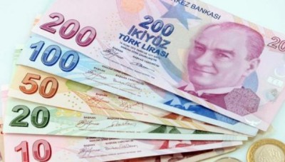 الليرة التركية تنخفض أمام الدولار 
