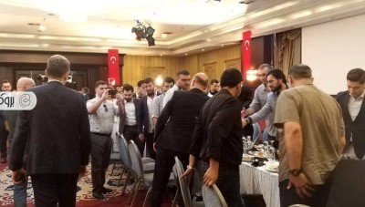 وزير الداخلية التركي يجتمع بإعلاميين سوريين في اسطنبول