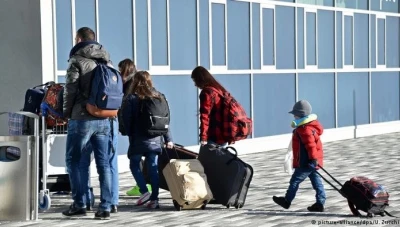 سوريا تستقبل أكثر من 400 ألف عائد من اللاجئين والمغتربين عبر منافذها الحدودية