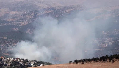 حزب الله يهاجم قاعدة إسرائيلية قرب صفد والجيش الإسرائيلي يقصف جنوبي لبنان