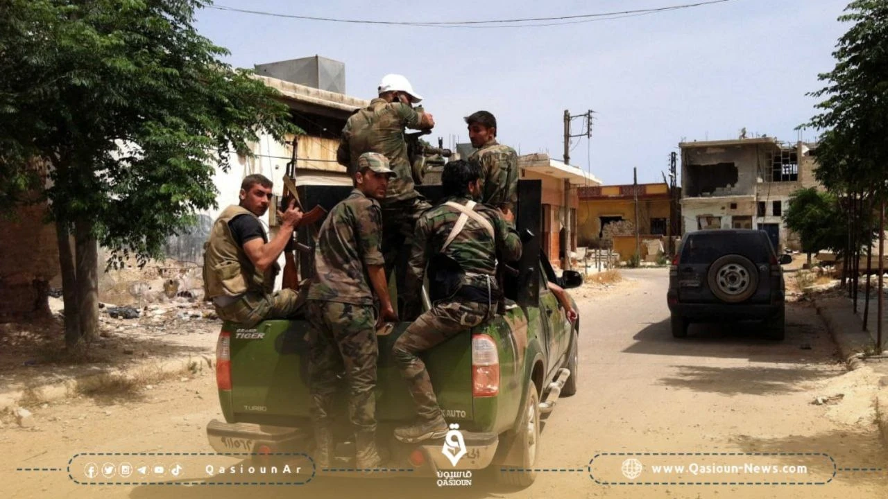 بحثاً عن عنصر وضابط ..نظام الأسد يقتحم قرية في درعا