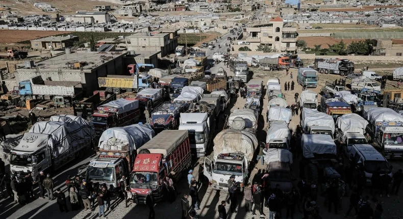 منظمة حقوقية تحذر من إقامة مناطق آمنة داخل سورية لإعادة اللاجئين